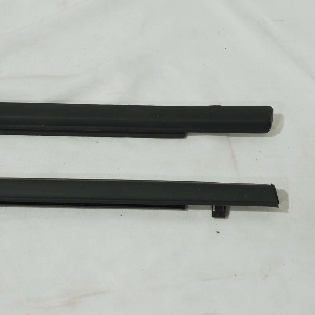 pelipit karet kaca pintu luar weather strip luar honda jazz gd3 2004 2005 2006 2007 2008 72910-SAE 72950-SAE  belakang