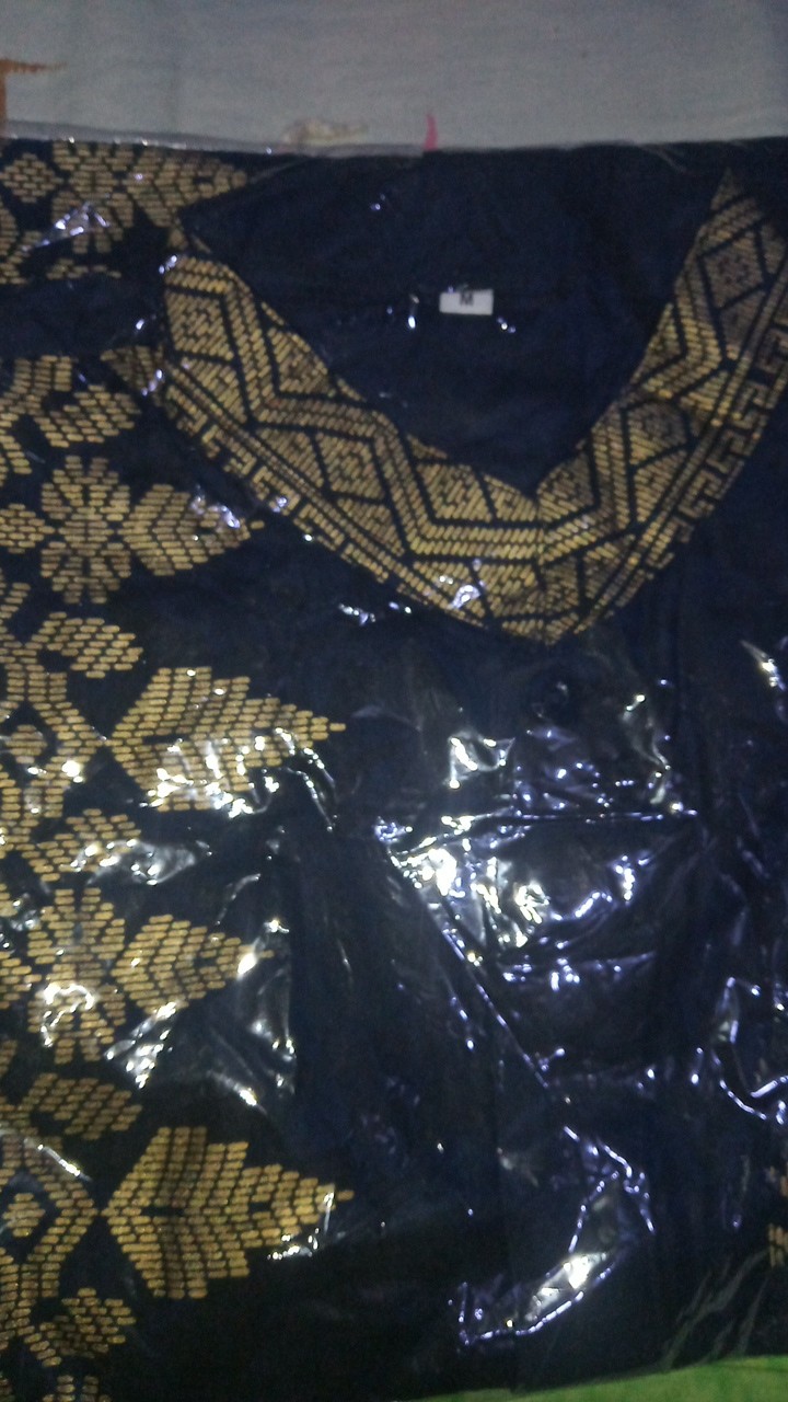 Kemeja Batik Pria Motif Bakung Kombinasi Emas Prada