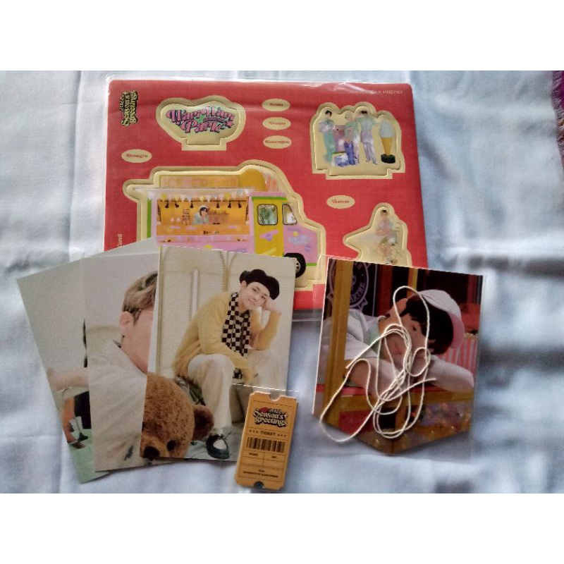 [READY STOCK] SEASON GREETING 2022 SG22 TXT YEONJUN TAEHYUN BEOMGYU