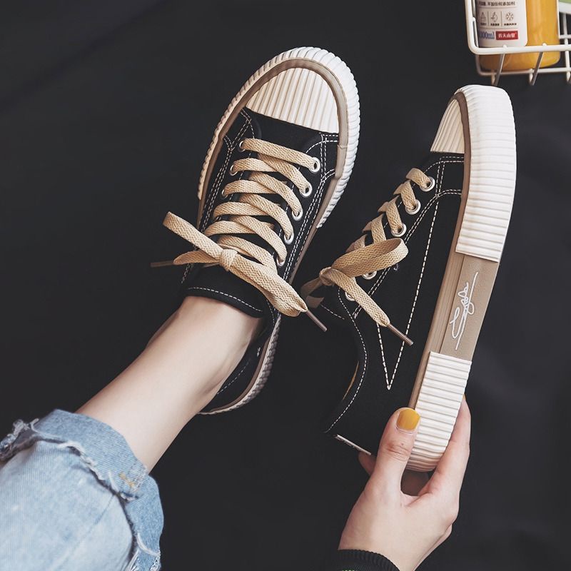 SEPATU SNEAKERS KANVAS WANITA KOREA IMPORT 100% kode 001