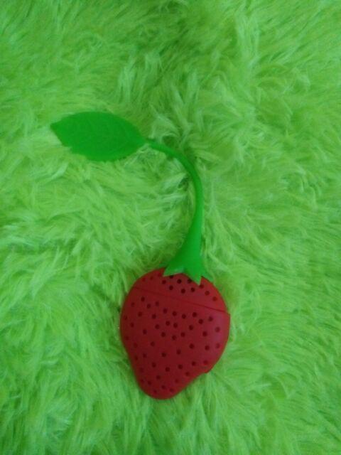 Peralatan Dapur: Saringan/diffuser Daun Teh Bentuk Stroberi