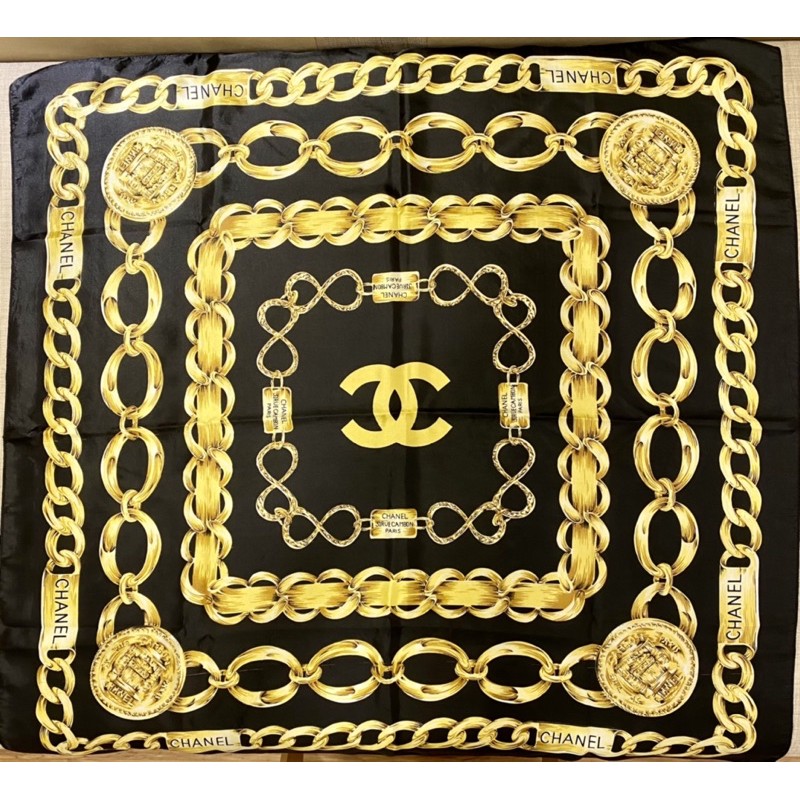 Chanel 31Rue Cambon scarf