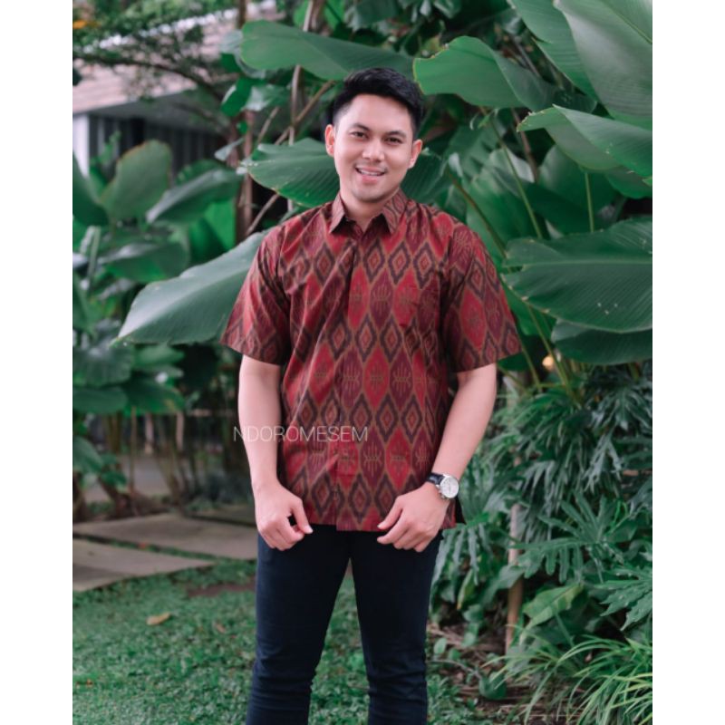 KEMEJA BATIK PREMIUM LENGAN PENDEK WARNA MARUN ASMORO KATUN HALUS BATURADEN
