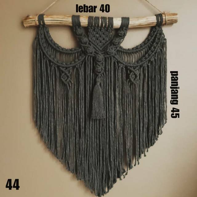 Macrame wall hanging