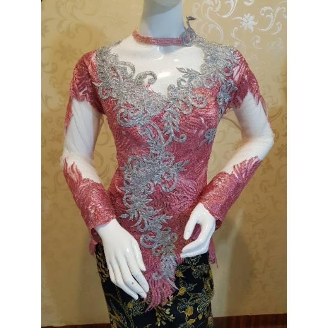 Kebaya atasan dusty pink