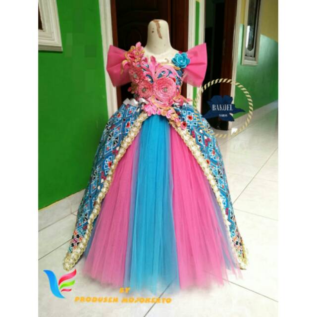 Gaun batik anak / baju batik anak / dress batik anak / gaun fashion show anak / gaun karnaval anak m