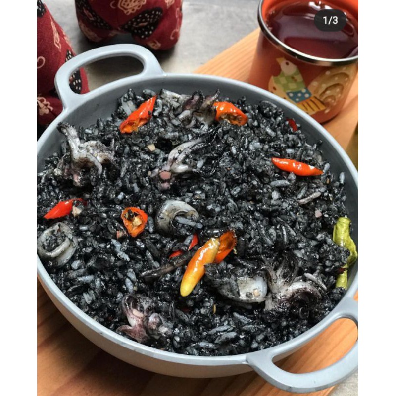 

Mommadre Jakarta Nasi Goreng Cumi Item