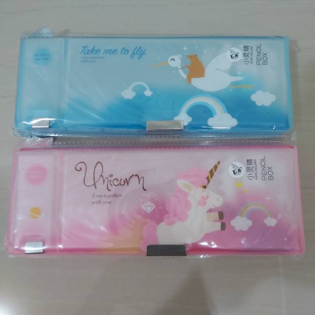 

Tempat pensil unicorn