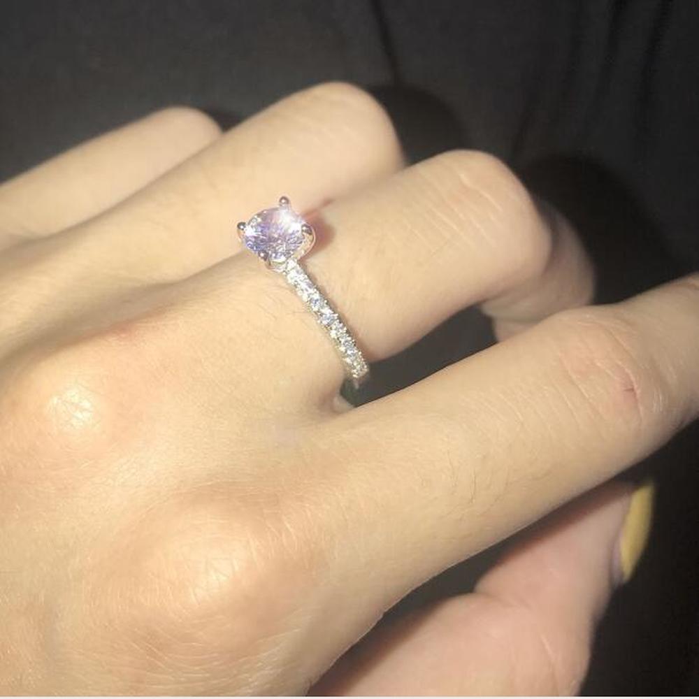 Pesona Cincin Pertunangan Pernikahan Emas Baja Titanium Berlian Kristal Fashion Perhiasan Wanita Rings