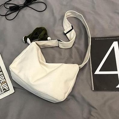 5.5 sale/SHOPEE MALL/【SHOPEE MALL】/Original/(TERBARU) VIOR Slingbag Tas Selempang Bahu Kanvas Wanita