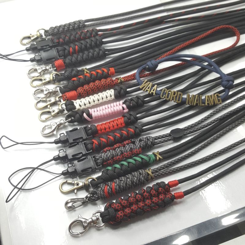 

LANYARD / Gantungan Tali ID Card Custom Paracord