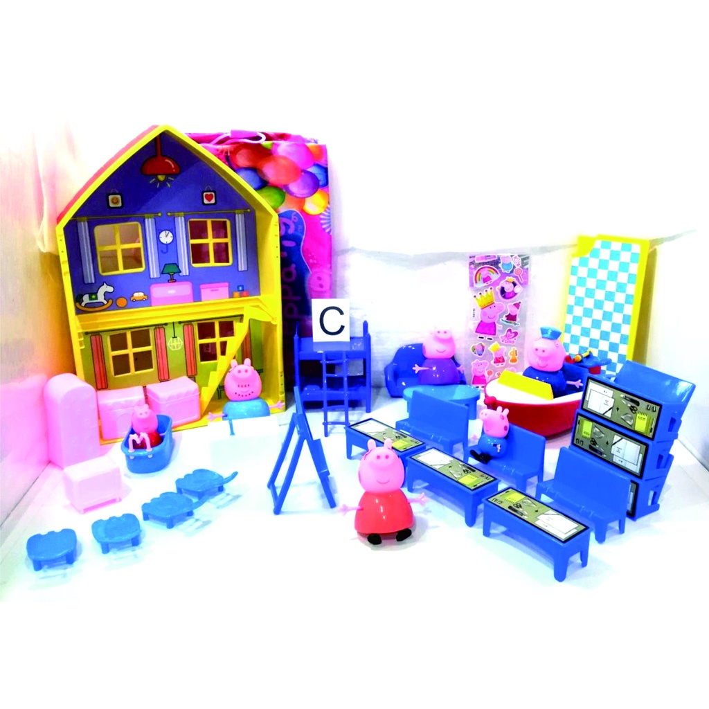 Mainan Peppa Pig Action Figure Model Anime Taman Hiburan Mobil Olahraga Untuk Hadiah Ulang Tahun Anak