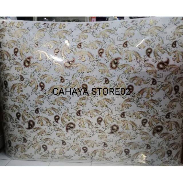 Fiber pagar plastik  penutup pagar putih motif batik harga permeter