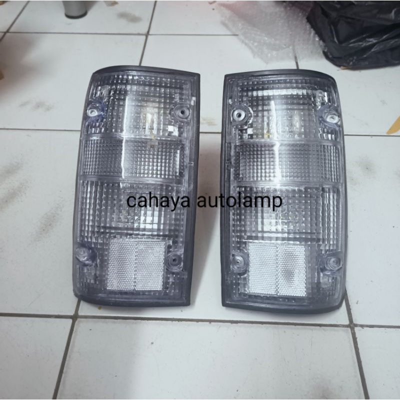Stop lamp assy kijang grand tahun 1992 , 1993 , 1994 , 1995 , 1996 warna clear kanan kiri