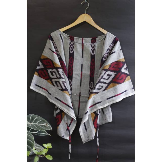 Baju kelelawar tali pinggang