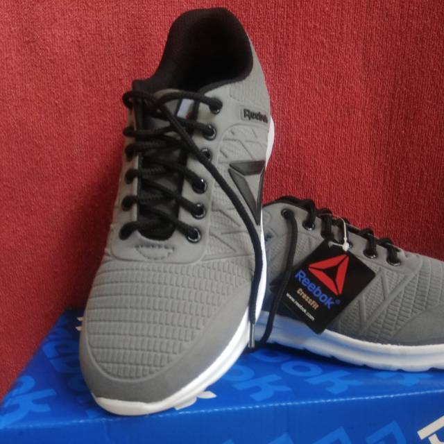 SEPATU SNEAKERS REEBOK GREY / SNEAKERS RUNNING REEBOK / SEPATU RUNNING WANITA-PRIA