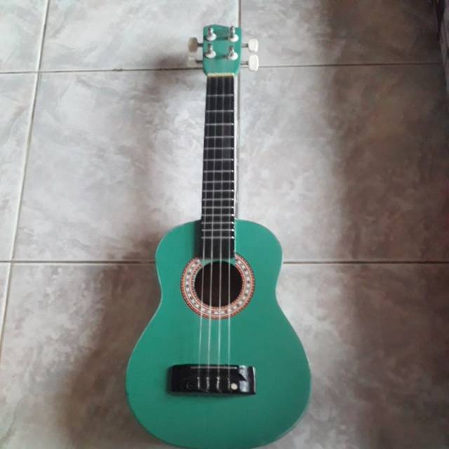 ukulele/kentrung asmond ( preloved )