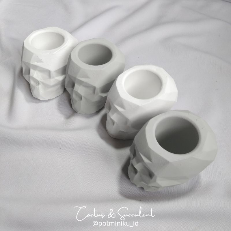 POT MINI MODEL TENGKORAK BAHAN GYPSUM AESTHETIC