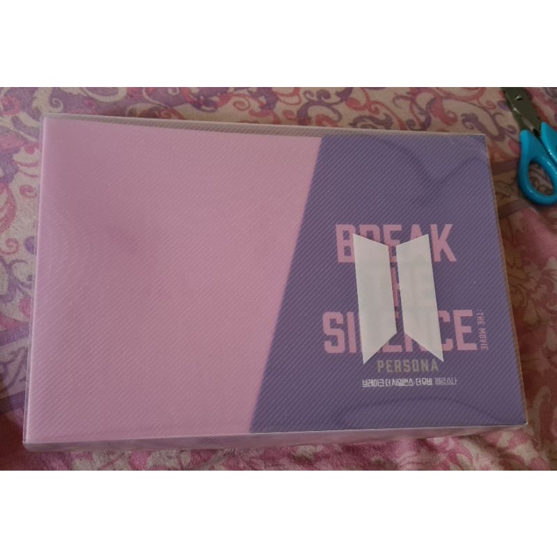 BTS - Break The Silence binder