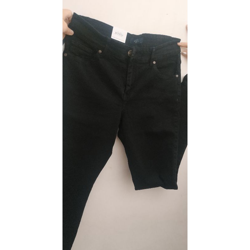 Highwaist Jeans for Woman by Benhill