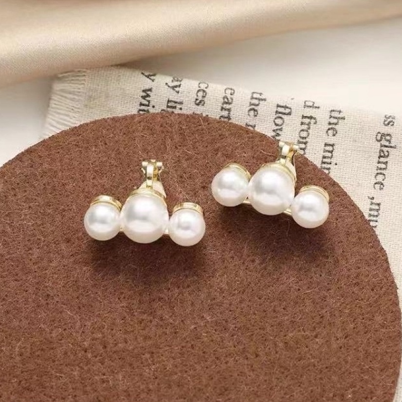 Anting Klip Tanpa Tindik Desain Geometri Segitiga Hati Bintang Bulan Daun Cherry Hias Mutiara Untuk Wanita