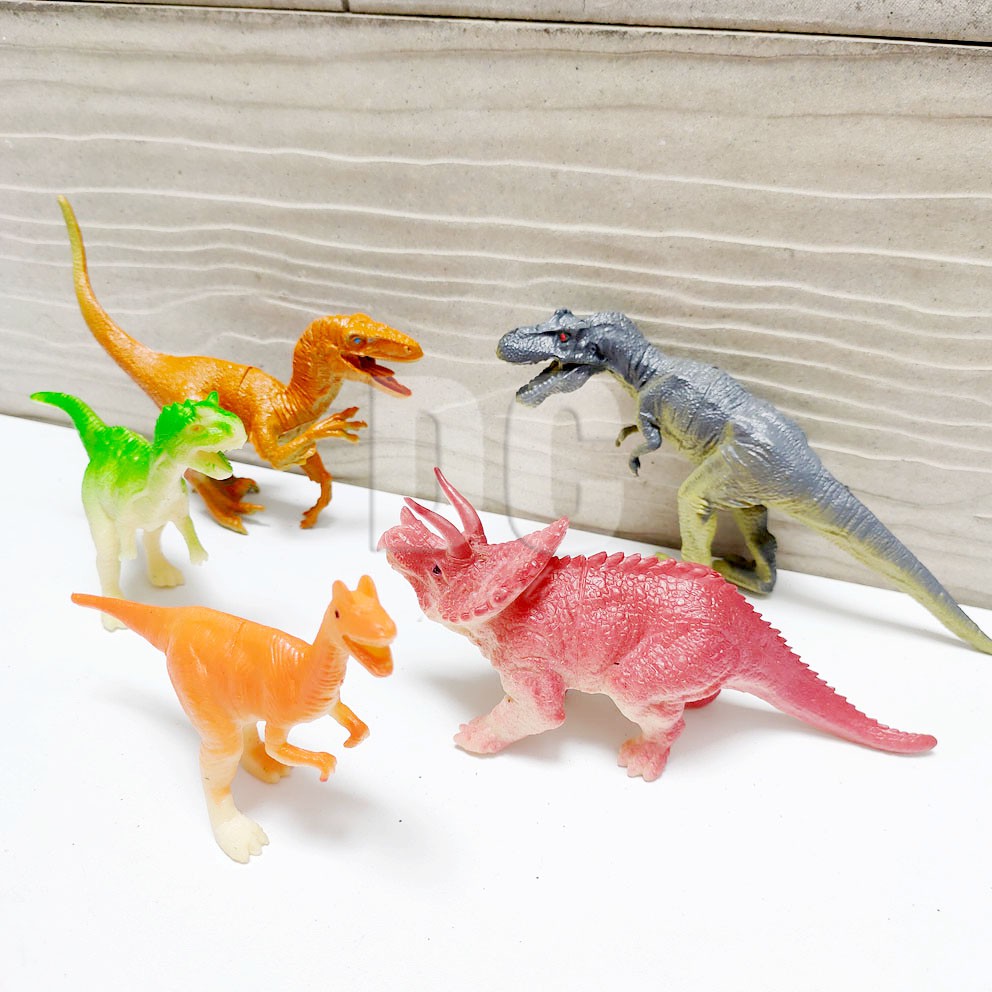 DINOSAUR BIG FAMILY MAINAN DINO DINOSAURUS MINIATUR JURASSIC WORLD