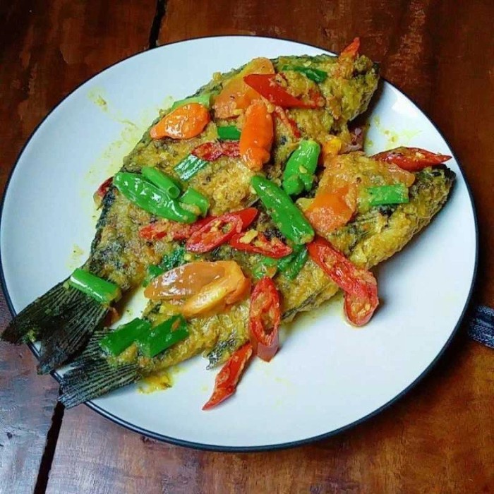 

Bumbu Instan Pesmol Ikan Mas/Gurame