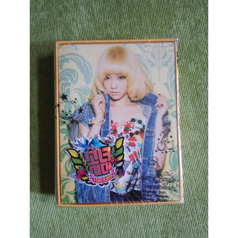 ALBUM I GOT A BOY TAEYEON SEALED