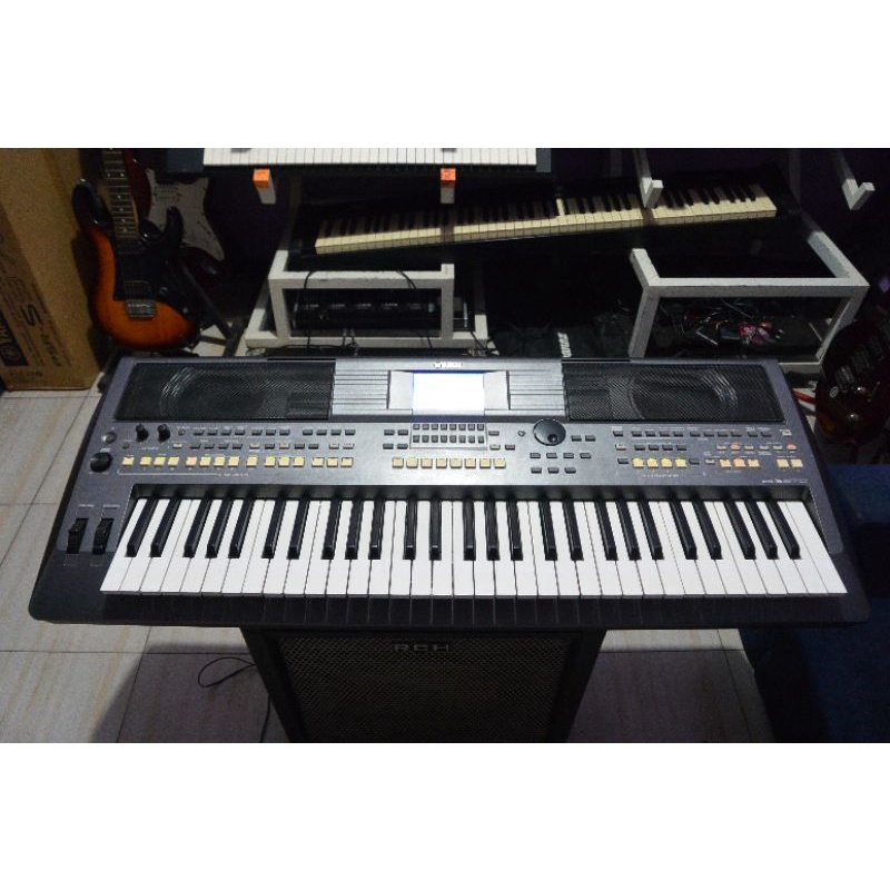 KEYBOARD YAMAHA PSR S670