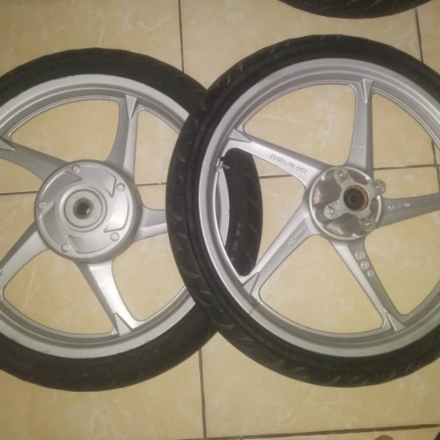 velg enkei nouvo z 2007