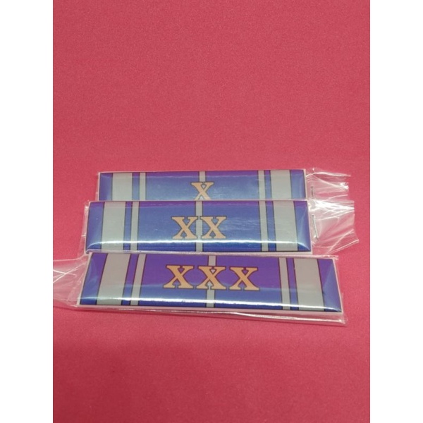 

Penghargaan / Tanda Masa Kerja Dinas 10 Tahun 20 Tahun 30 Tahun