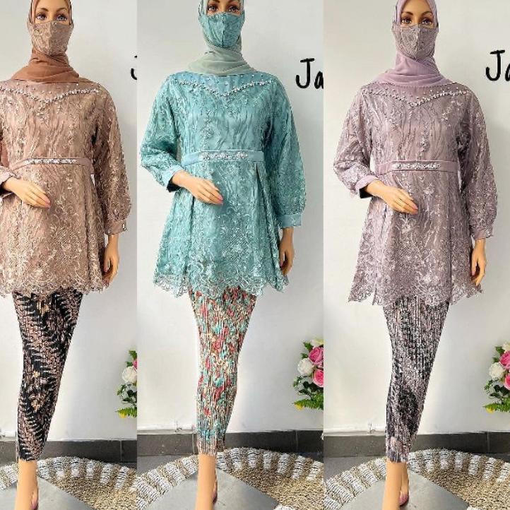 Stok terbatas.. Shabira Tunik > Setelan Kebaya Burkat / Kebaya Tunik / Kebaya Remaja / Kebaya Modern