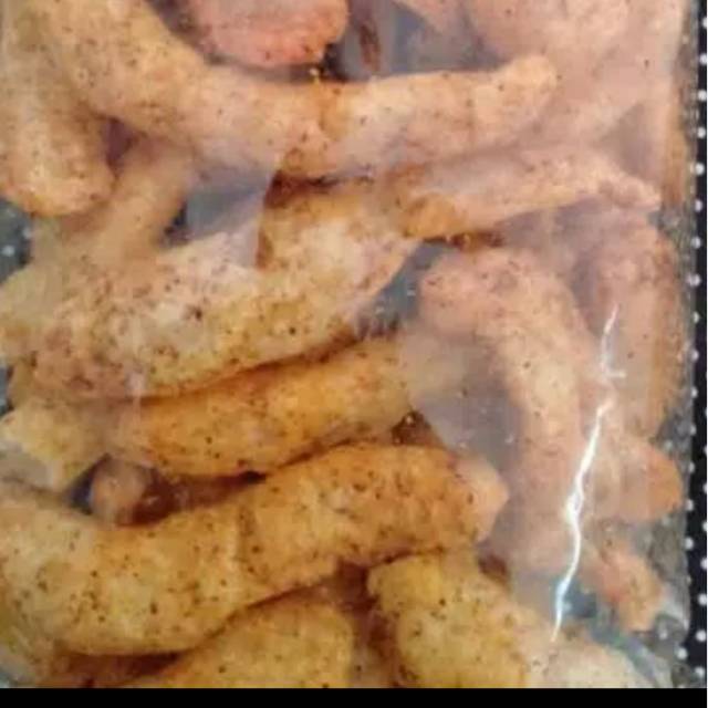 

Cemilan bandung Kerupuk batagor pedas / kerupuk batagor asin 250gram