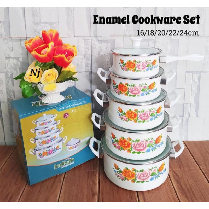 Enamel Cookware Set