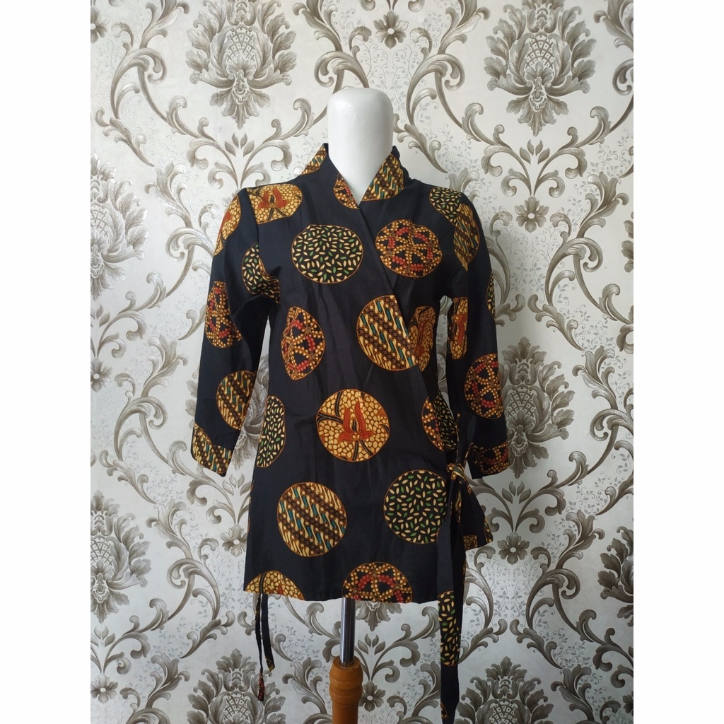 BAJU BATIK / BAJU ATASAN BATIK / BAJU ATASAN BATIK MODEL ABSTRAK/ BAJU ATASAN BATIK DAUN DAN BUNGA