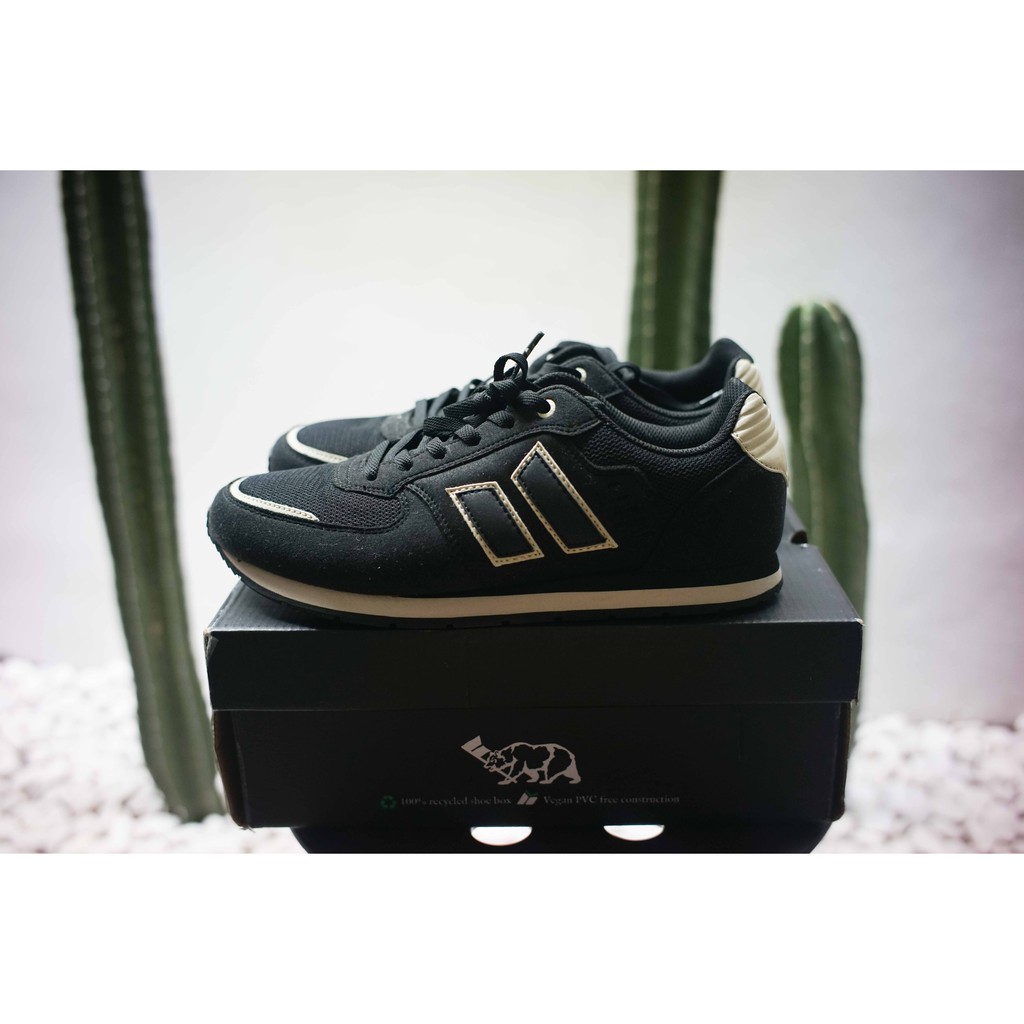 Sepatu Macbeth Fischer Black Cement Original