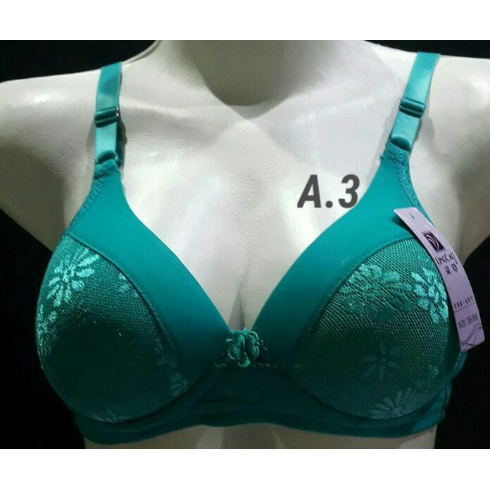 Bra/bh Merk Ling Cao.