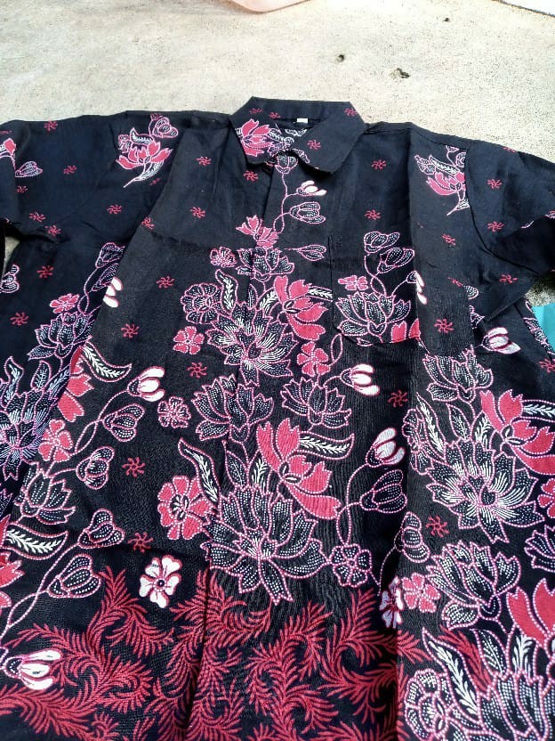 Couple Copel Batik Set Keluarga Seragam Baju Keluarga Terbaru Anak Ibu Dan Ayah, Motif Sakura Merah