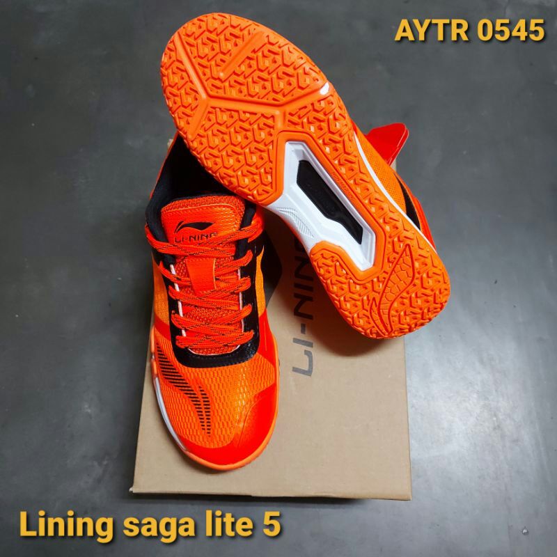SEPATU BADMINTON LINING SAGA LITE 5 ORIGINAL