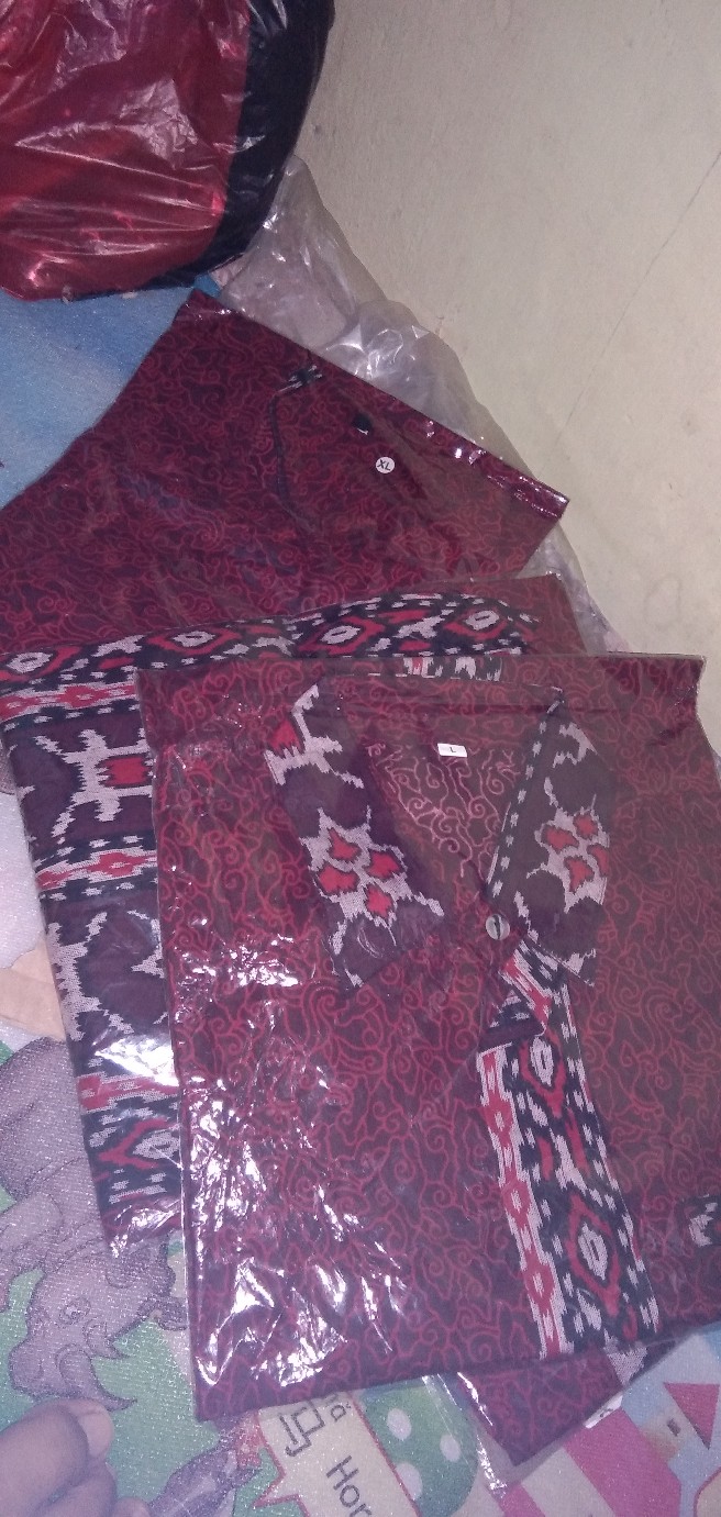 Batik Couple Keluarga Bestseller Termurah Motif Megamendung Merah