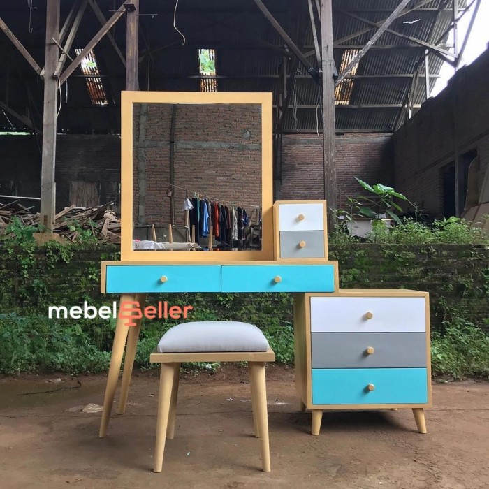 Meja Rias Minimalis - Meja Rias Minimalis Retro - Meja Rias Retro