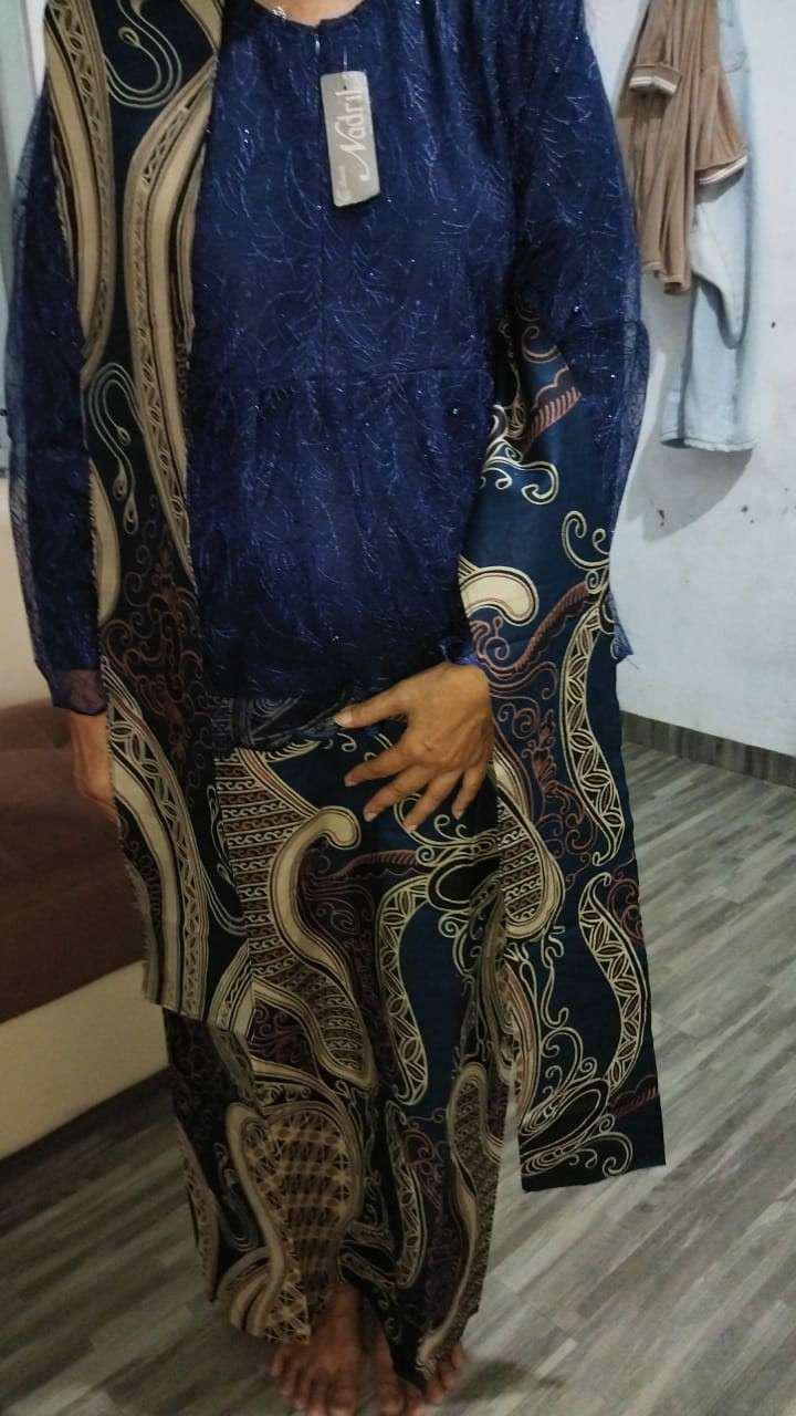 Ar_grosir /batik Couple Kebaya Brokat Pinguin Tile Ayudia Navy - Couple Estika Alika
