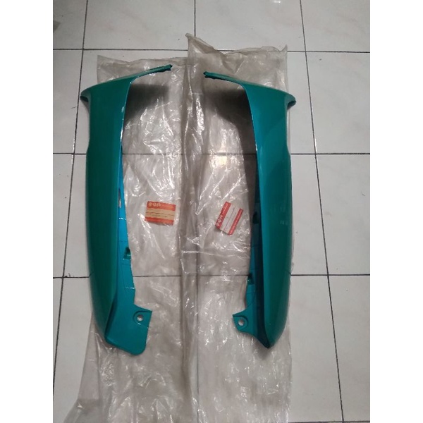 Sayap Luar Set Legshield Luar Suzuki Shogun 110R New Hijau Toska Orisinil