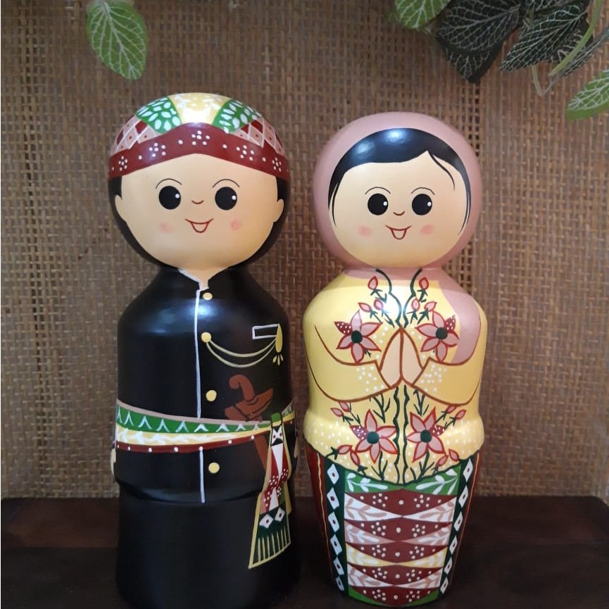 TEMPAT TUSUK GIGI BONEKA KAYU/ PAJANGAN BONEKA KAYU/ TEMPAT TUSUK GIGI / BONEKA KAYU