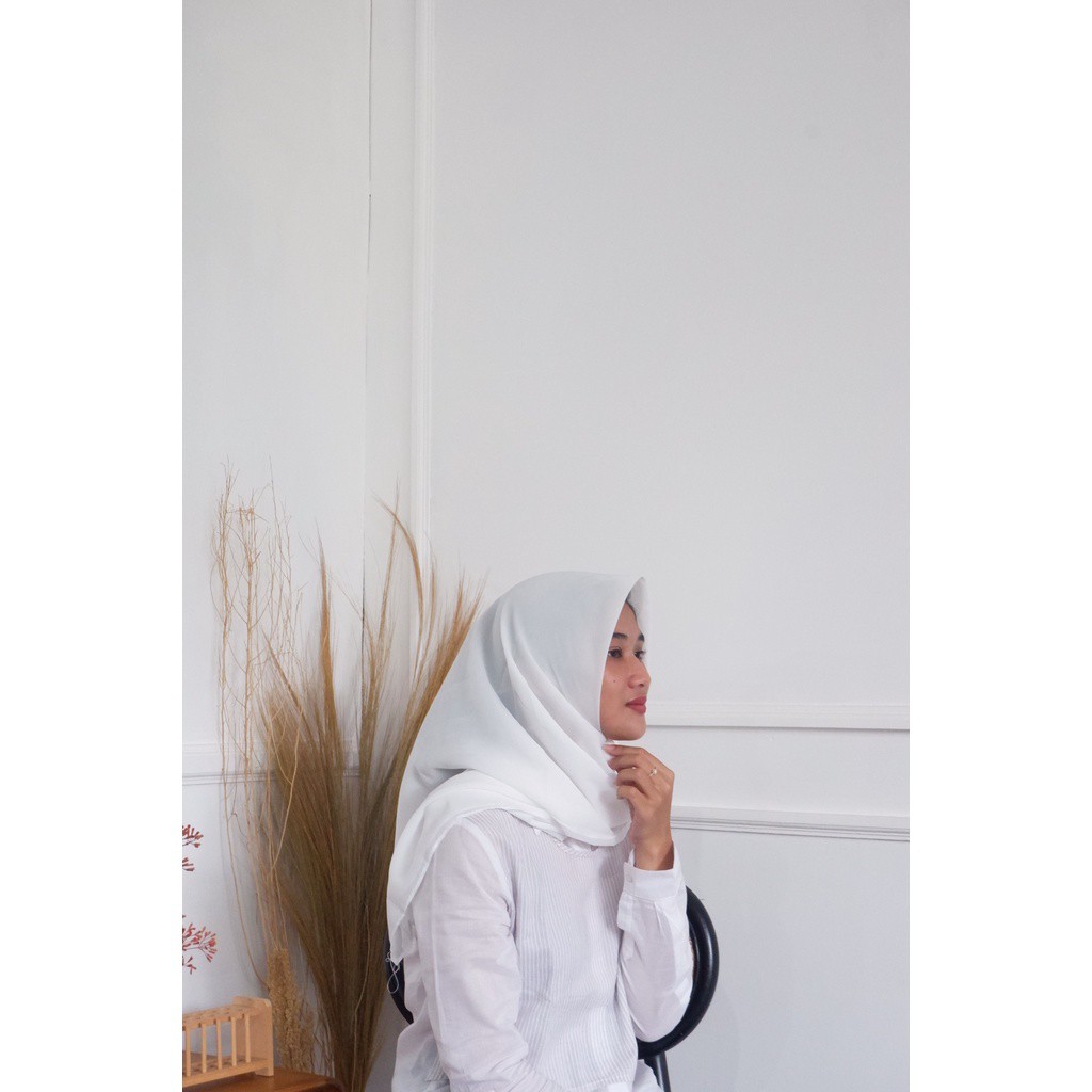 50 warna BELLA SQUARE JILBAB SEGI EMPAT POLLYCOTTON-bella BW