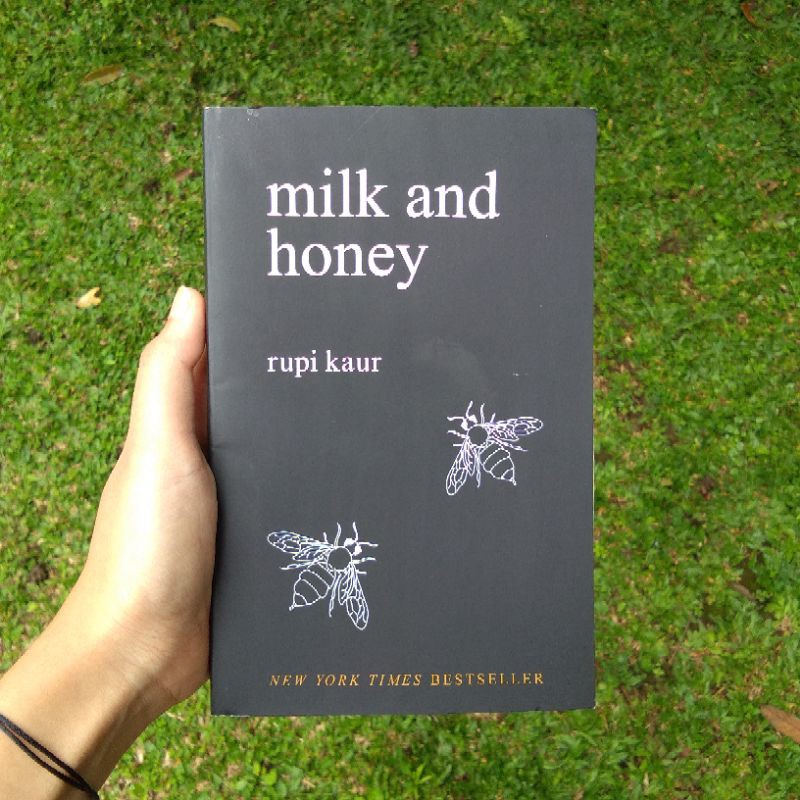 Milk and Honey by Rupi Kaur original buku preloved import