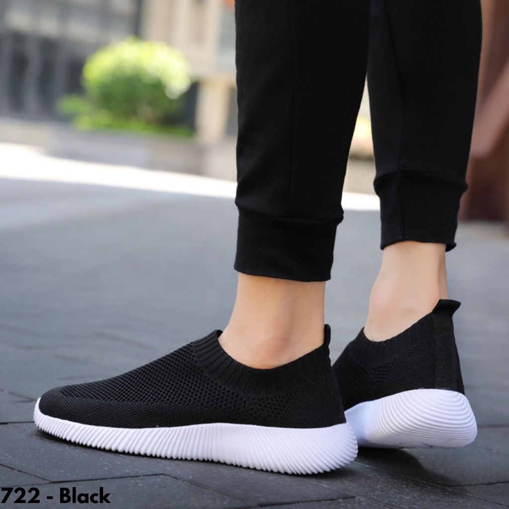 SEPATU SNEAKERS WANITA TANPA TALI IMPORT ELASTIS SOLE KARET MELAR NYAMAN REMAJA DEWASA TUA 722