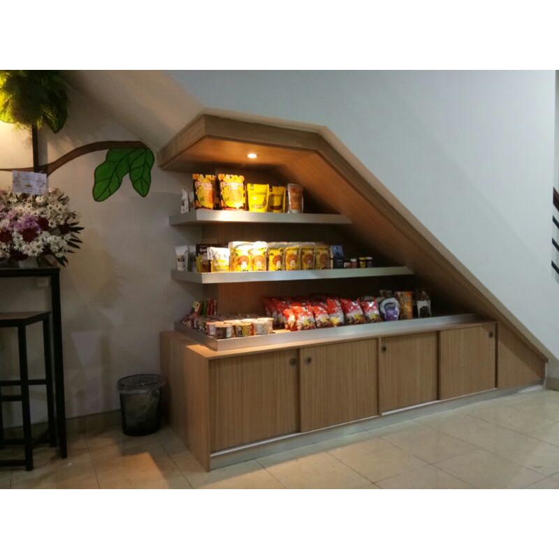 Lemari Bawah Tangga / Display Bawah Tangga / Lemari Tangga / Lemari Kayu
