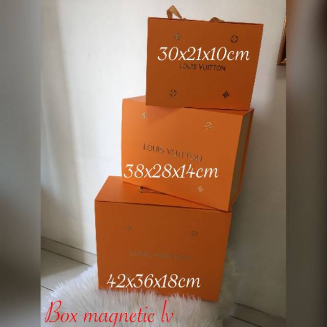

BOX LV/ GUCCI/ CHANEL/COACH MAGNET