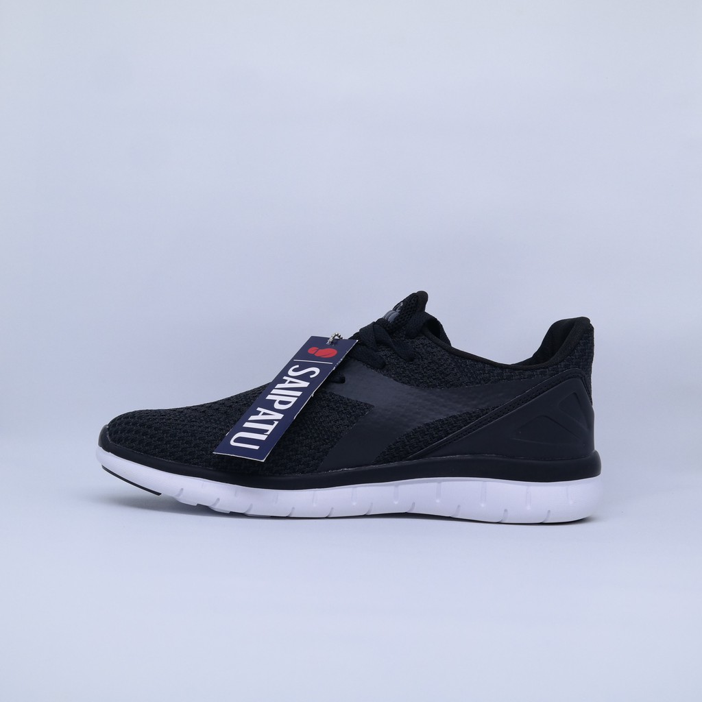 Sepatu Diadora Ottavio Black Original